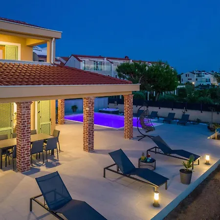Exclusive Luxury Mar With Glorious Sea View - By Ta Leut Agency *