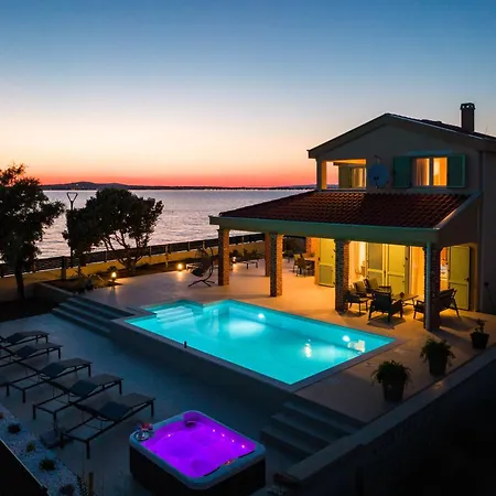 Exclusive Luxury Mar With Glorious Sea View - By Ta Leut Agency *