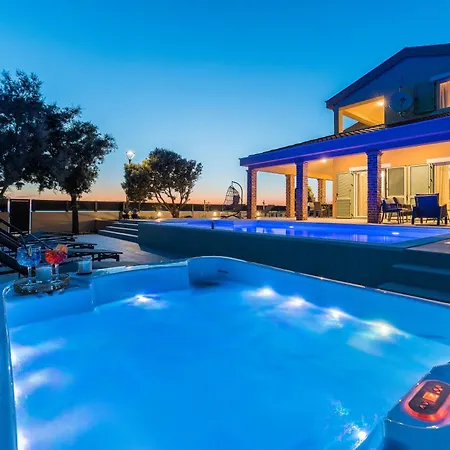 Exclusive Luxury Mar With Glorious Sea View - By Ta Leut Agency Villa Privlaka (Zadar)