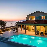 Villa Exclusive Luxury With Glorious Sea View - By Ta Leut Agency *