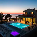 Exclusive Luxury With Glorious Sea View - By Ta Leut Agency *