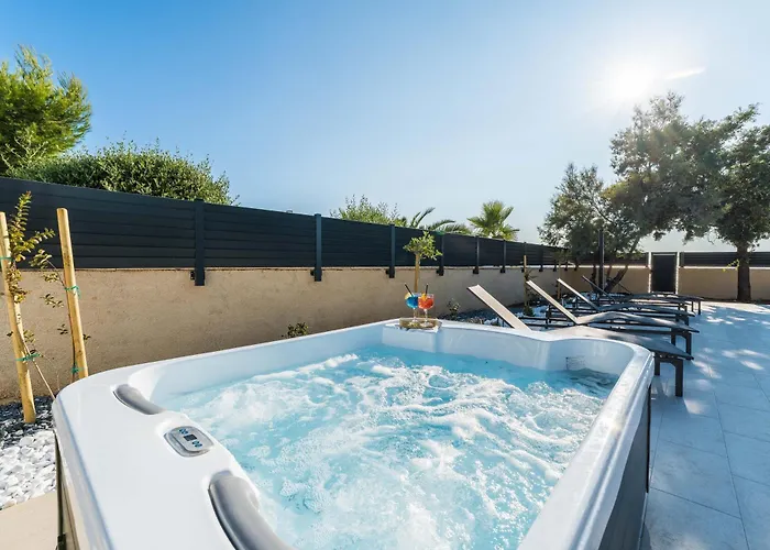 Βίλα Exclusive Luxury With Glorious Sea View - By Ta Leut Agency
